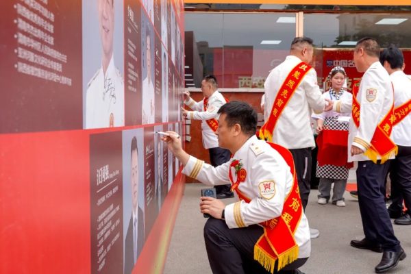 85577b574a1910e8011e53e242dff0b8 85577b574a1910e8011e53e242dff0b8