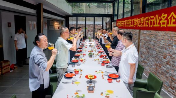 ebd39be1da1f63dda2e574cbaa476c64 ebd39be1da1f63dda2e574cbaa476c64